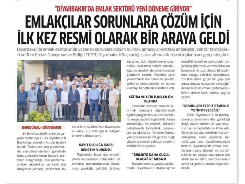 EMLAKÇILAR SORUNLARA ÇÖZÜM İÇİN İLK KEZ RESMİ OLARAK BİR ARAYA GELDİ
